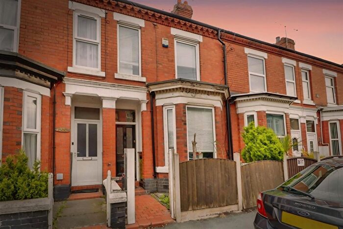 3 Bedroom Terraced House For Sale In Walthall Street, Crewe, CW2