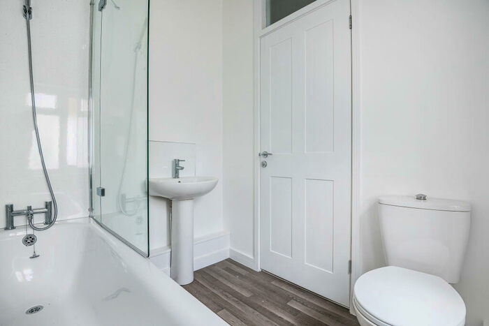 2 Bedroom Apartment To Rent In High Street, Orpington, BR6