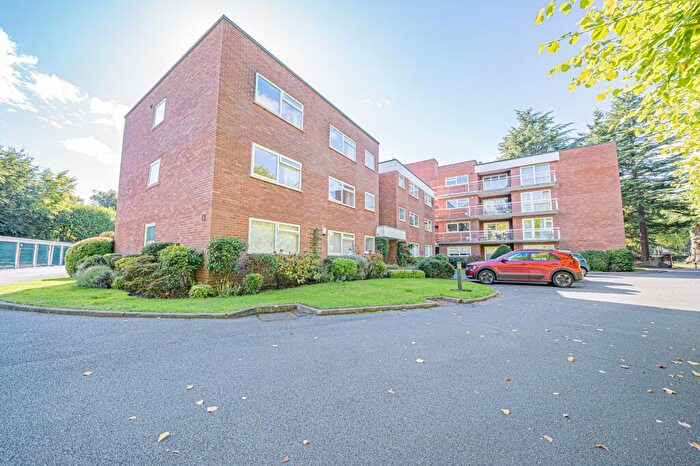 2 Bedroom Apartment For Sale In Hampton Lane, Woodlawn Hampton Lane, B91