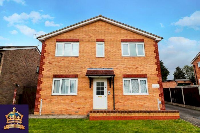 1 Bedroom Flat To Rent In Hazlemere Road, Wickford, SS11