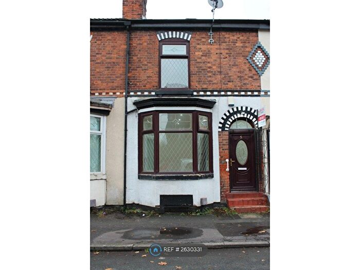 4 Bedroom Terraced House To Rent In Holmfirth Street, Manchester, M13