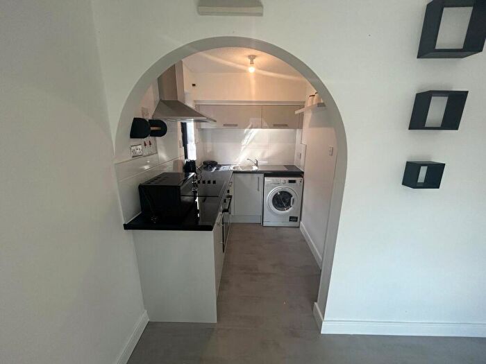 Flat For Sale In Farley Road, Gravesend, Kent, DA12