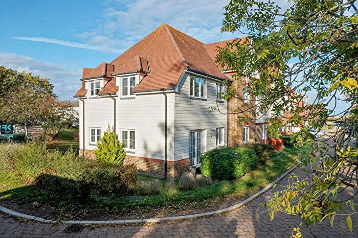 2 Bedroom Flat For Sale In Wigeon Road, Iwade, Sittingbourne, ME9