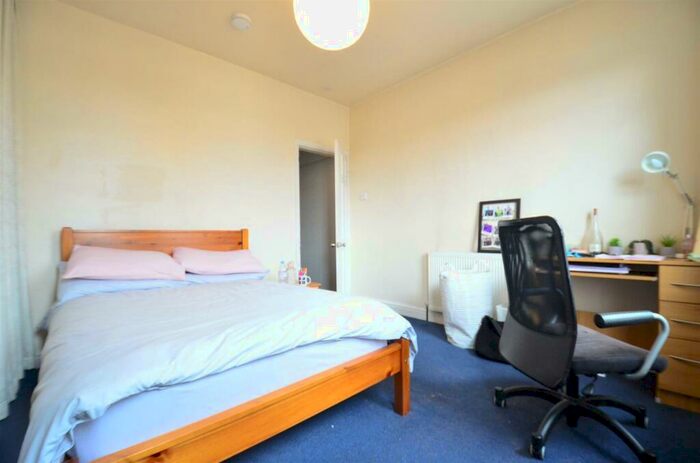 4 Bedroom Terraced House To Rent In Warwards Lane, Selly Oak, B29