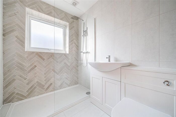 3 Bedroom Bungalow For Sale In Commonfields, West End, Woking, Surrey, GU24