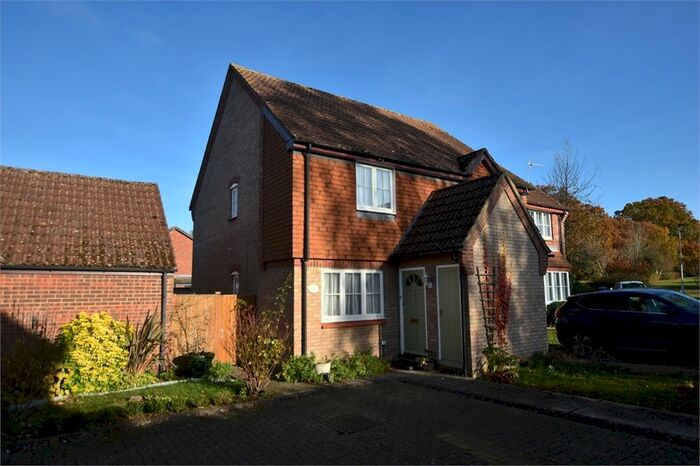 2 Bedroom End Of Terrace House To Rent In Savory Walk, Foxley Fields, Binfield, Berkshire RG42