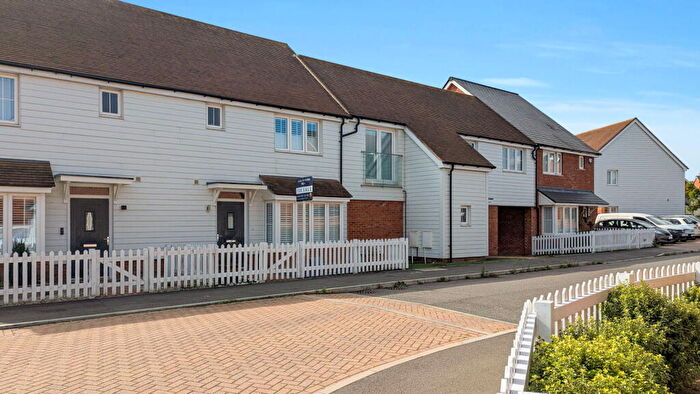 3 Bedroom Terraced House For Sale In Corliss Vale, Peters Village, Wouldham, Kent, ME1