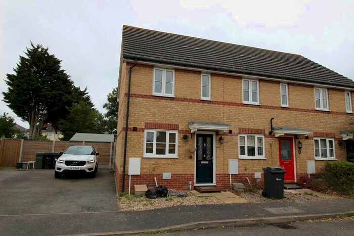 2 Bedroom Semi-Detached House To Rent In Nichols Grove, Braintree, CM7