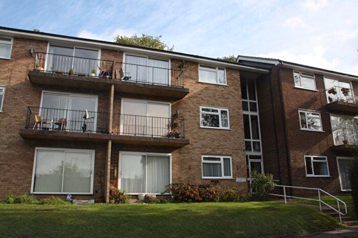 2 Bedroom Flat To Rent In Laurel Drive, High Wycombe, HP11