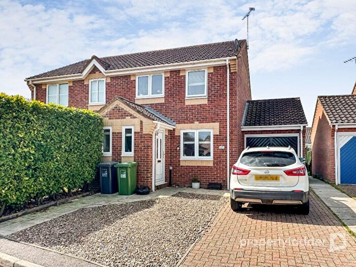 3 Bedroom Semi-Detached House For Sale In Wharton Drive, North Walsham, Norfolk, NR28
