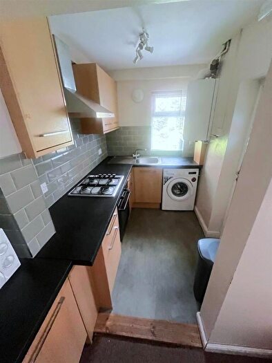 3 Bedroom Terraced House To Rent In Springvale Rd, Crookes, S10