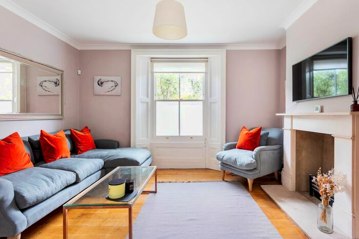 3 Bedroom Town House To Rent In Cambridge Grove, London, W6