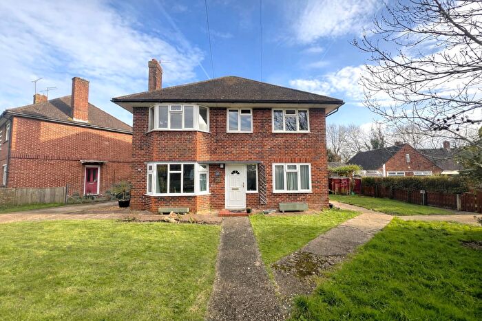 3 Bedroom Apartment For Sale In Wick Farm Road, Wick, Littlehampton, BN17