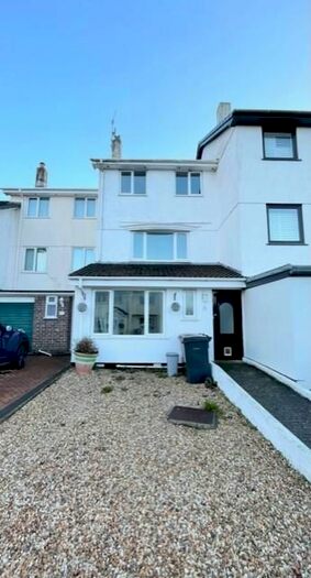 4 Bedroom Property To Rent In Trematon Drive, Ivybridge, PL21