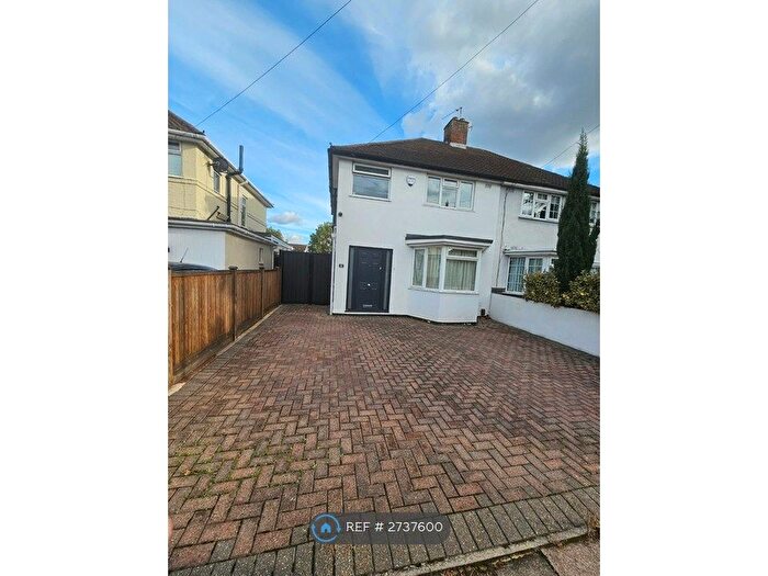 3 Bedroom Semi-Detached House To Rent In Lincoln Road, Feltham, TW13