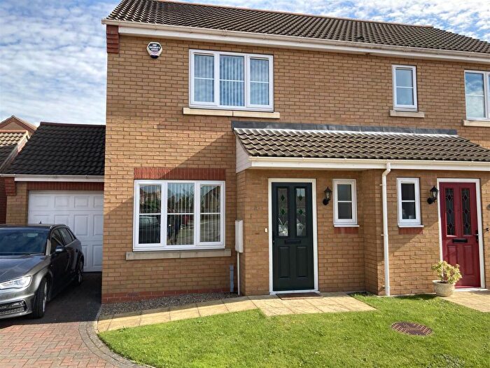 2 Bedroom Semi-Detached House To Rent In Jubilee Close, Lincoln, LN3