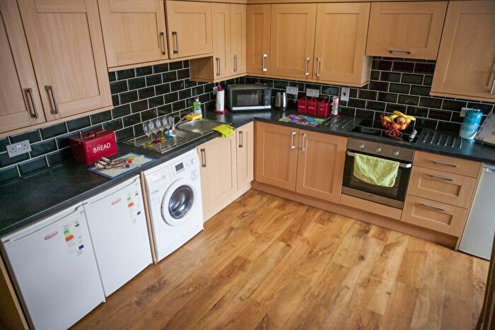 7 Bedroom Apartment To Rent In Pennsylvania Road, Exeter, EX4