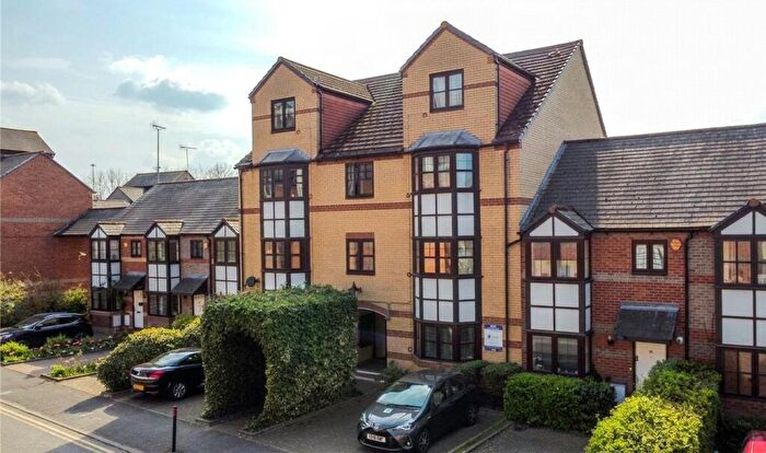 1 Bedroom Apartment To Rent In Simmonds Street, Reading, Berkshire, RG1