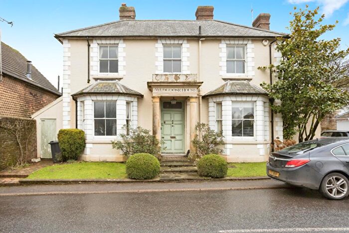 5 Bedroom Detached House For Sale In East Street, Turners Hill, Crawley, RH10