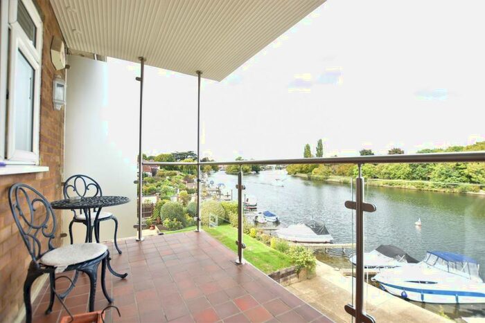 2 Bedroom Apartment To Rent In Thames Ditton, KT7