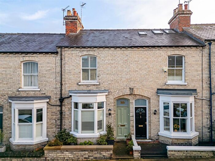 2 Bedroom Terraced House For Sale In Scott Street, Bishopthorpe Road, York, YO23