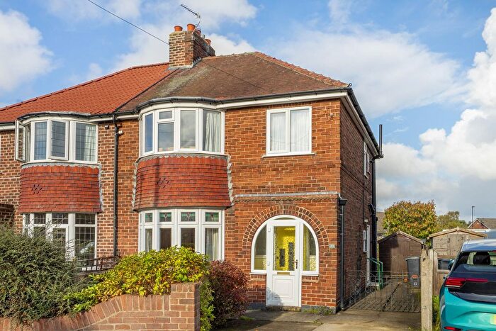 3 Bedroom Semi Detached House For Sale In Queenswood Grove, York, YO24