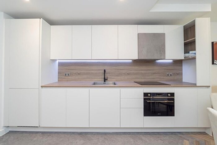 1 Bedroom Flat To Rent In Newnton Close, London, N4