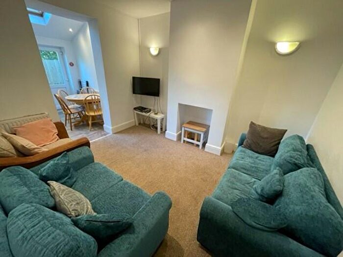 5 Bedroom Terraced House To Rent In Well Street, Includes Bills, Exeter, EX4