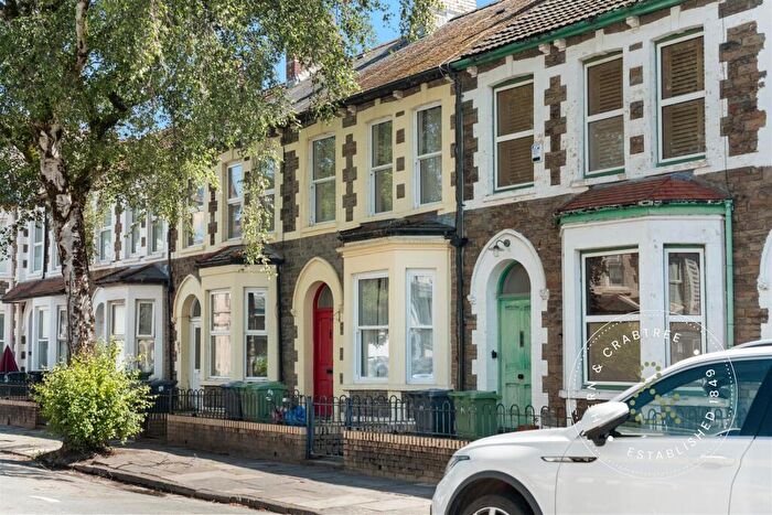 3 Bedroom Terraced House For Sale In Rawden Place, Riverside, Cardiff, CF11