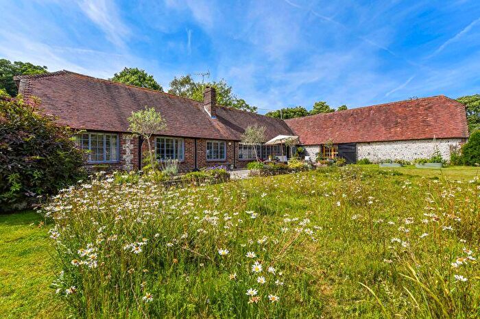 3 Bedroom Barn Conversion For Sale In Stoughton, Chichester, PO18