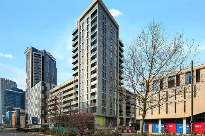 2 Bedroom Flat To Rent In Ward Road, Stratford, London, E15