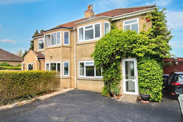 3 Bedroom Semi Detached House For Sale In Longsplatt, Kingsdown, Corsham, SN13