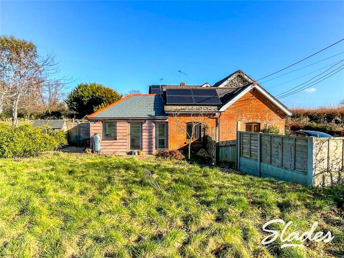 1 Bedroom End Of Terrace House For Sale In Burley Road, Bockhampton, Christchurch, Dorset, BH23