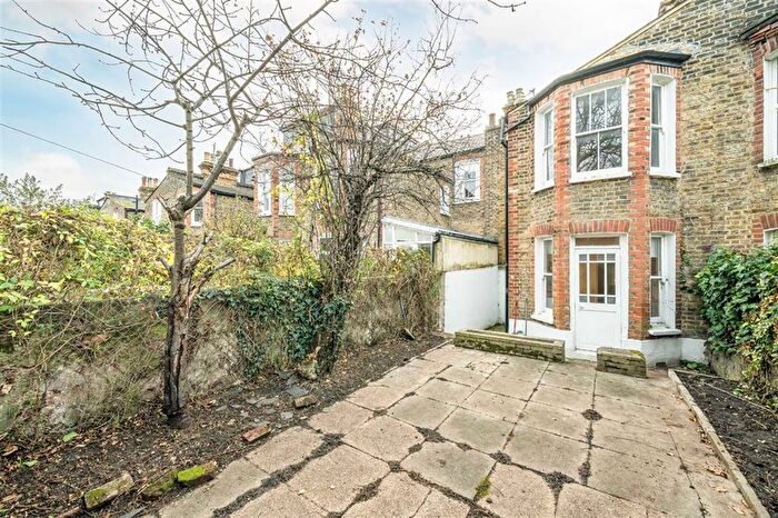 3 Bedroom Terraced House For Sale In Rosebery Road, London, SW2