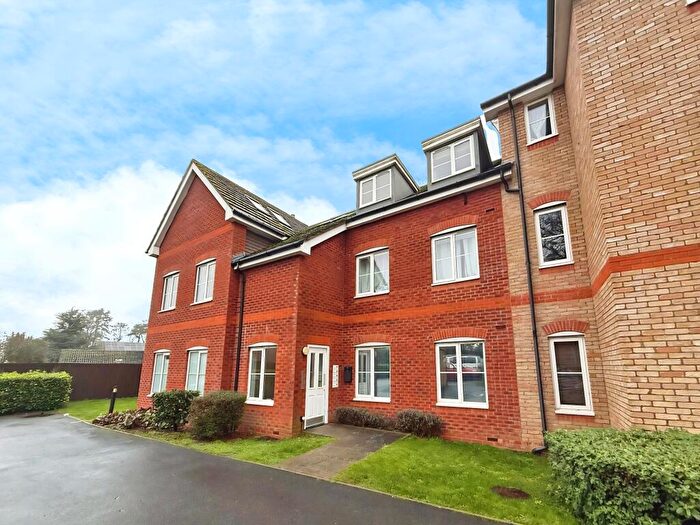 2 Bedroom Apartment For Sale In Daneholme Close, Daneholme Close, Daventry, West Midlands, NN11