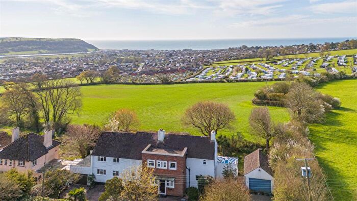 5 Bedroom Detached House For Sale In Harepath Hill, Seaton, EX12