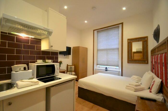 Studio To Rent In Kempsford Gardens, Earl's Court, SW5