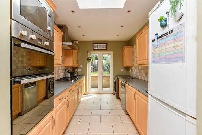 3 Bedroom Terraced House For Sale In Margate Road, Ramsgate, Kent, CT12