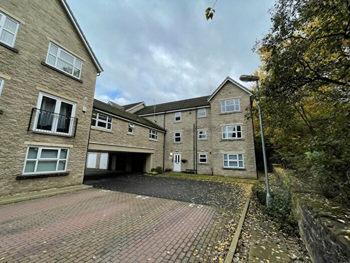 2 Bedroom Flat For Sale In Clifton Square, Burnley, BB12