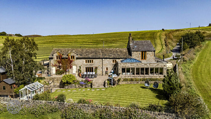5 Bedroom Barn Conversion For Sale In White Carr Lane, Bury, Lancashire, BL9