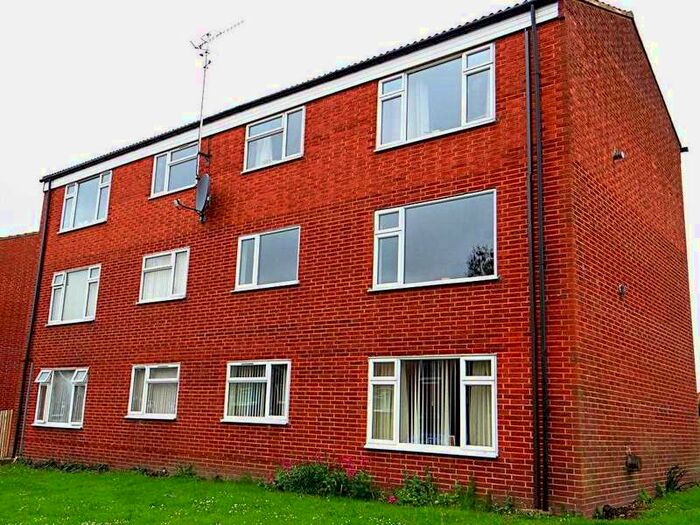 1 Bedroom Apartment To Rent In Green Farm Close, S40