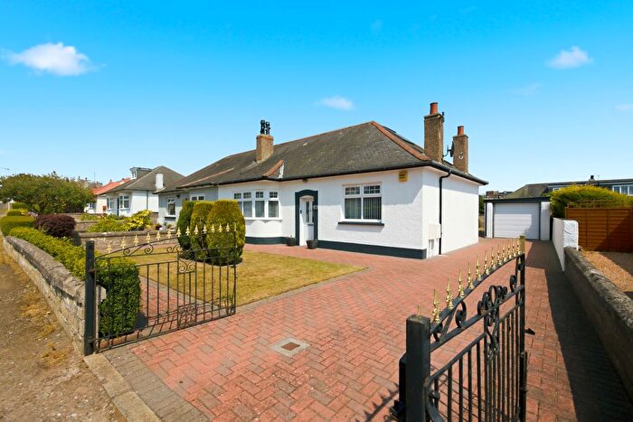 4 Bedroom Semi-Detached Bungalow For Sale In Rennell Road, Dundee, DD4