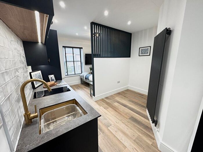 Studio To Rent In Lawford Road, Rugby, CV21