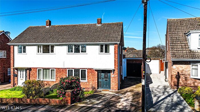 3 Bedroom Semi Detached House For Sale In Canning Road, Tamworth, Staffordshire, B77