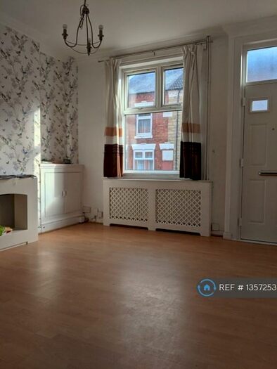 3 Bedroom Terraced House To Rent In Hawthorne Street, Leicester, LE3
