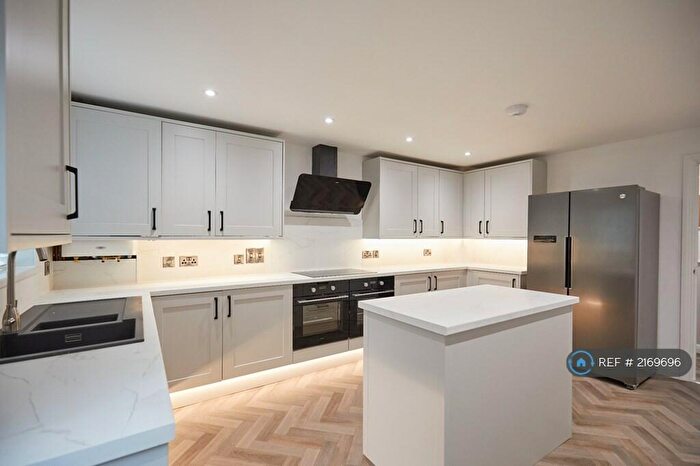 5 Bedroom Semi-Detached House To Rent In Copenhagen Way, Norwich, NR3