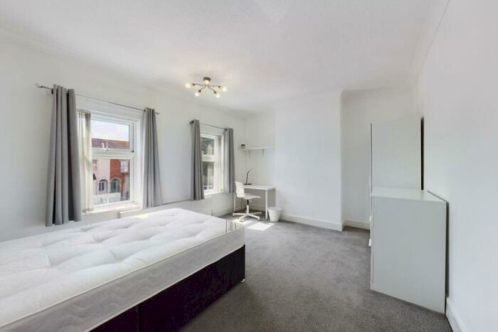 2 Bedroom House To Rent In St. Leonards Road, Northampton, NN4