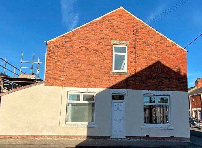 3 Bedroom End Of Terrace House To Rent In Moore Street, South Moor, Stanley, County Durham, DH9