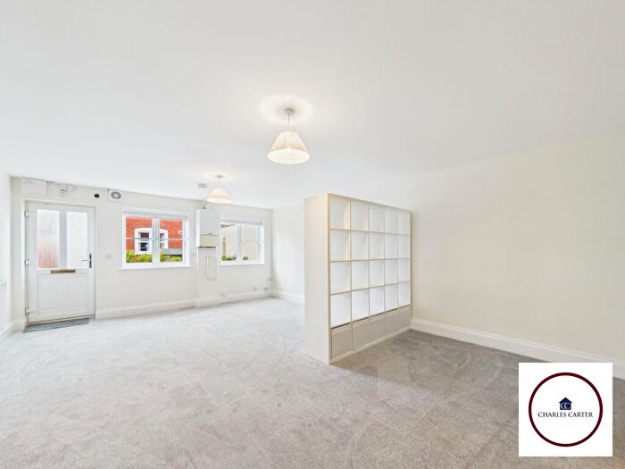 Studio To Rent In Walls Court, Tewkesbury, GL20