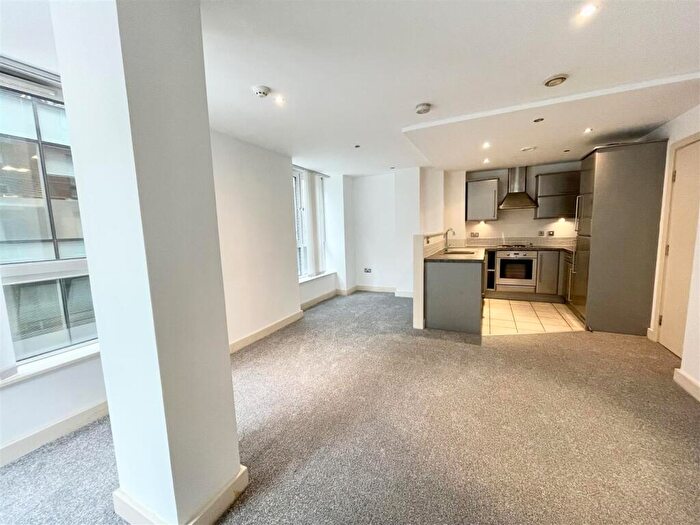 2 Bedroom Apartment To Rent In X Building, Bixteth Street, L3